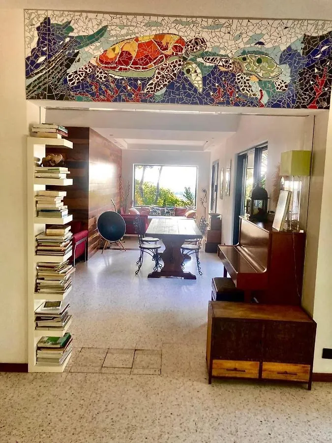 Holiday home Maison De Charme Avec Piscine Et Jacuzzi Dans Cadre Exceptionnel Proche Marseille Les Pennes-Mirabeau France
